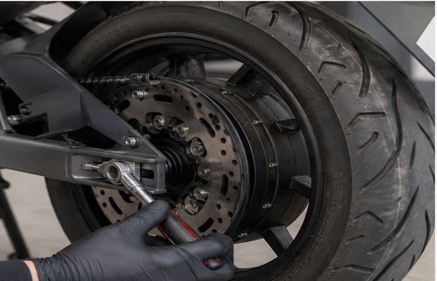 Super Soco TSX rear hub motor brake and tyre check before derestriction
